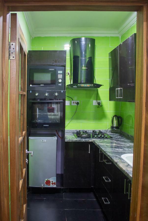 24/7 Luxury Apartment Лагос Экстерьер фото